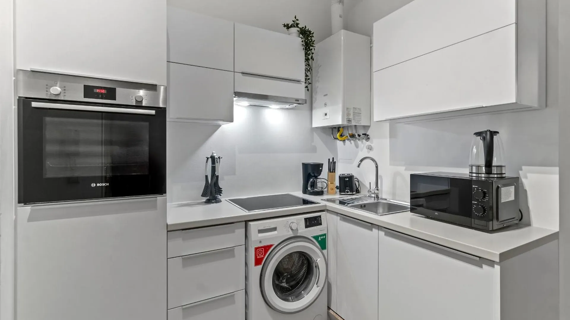 Cozy Vienna Apartments - 4 Min U6 Josefstaedterstrasse