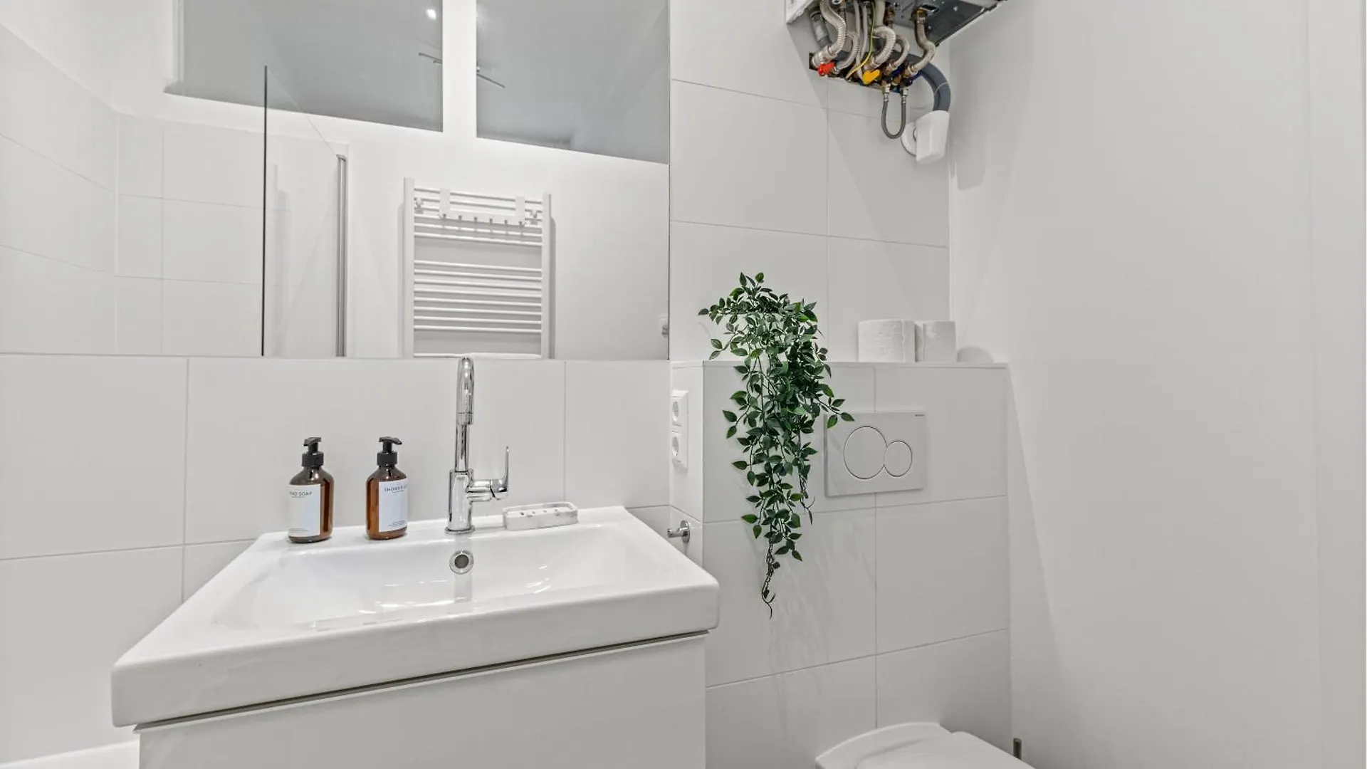 Cozy Vienna Apartments - 4 Min U6 Josefstaedterstrasse 0*,